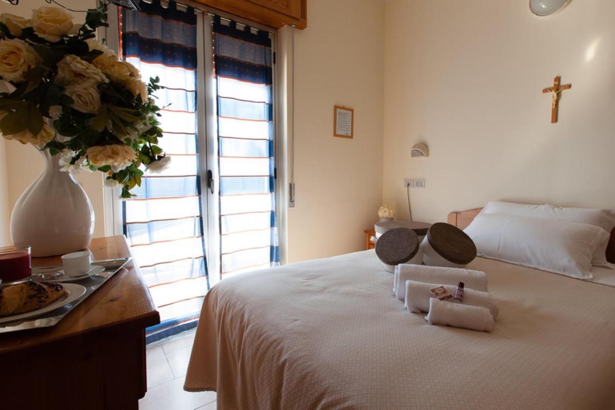 Hotel Ristorante San Giovanni 팔레나 외부 사진